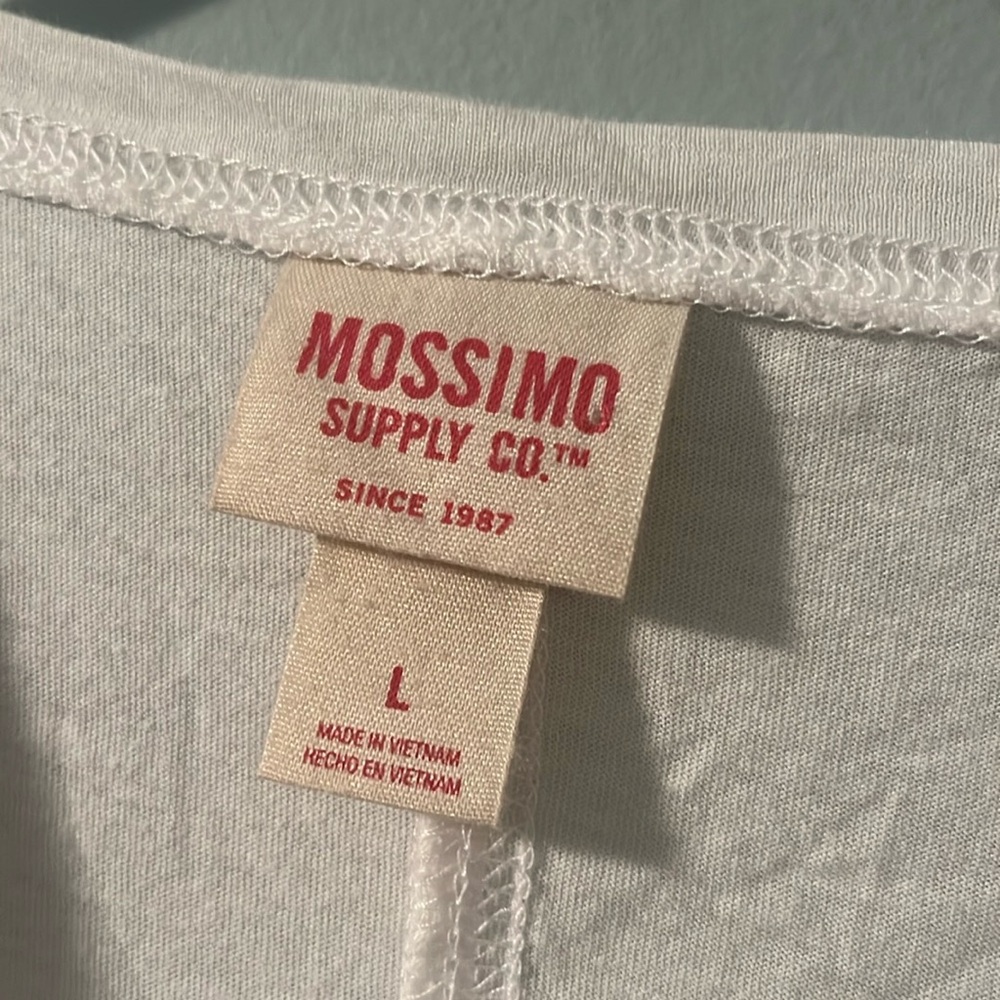 Mossimo Tank - Picture 2 of 4